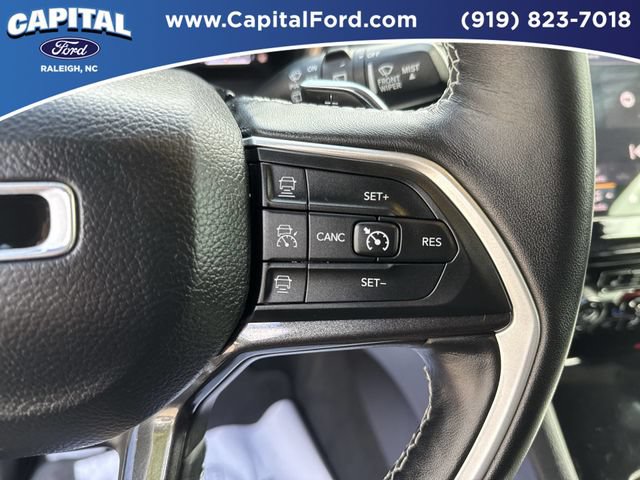 Used 2022 Jeep Grand Cherokee Altitude RWD image 23