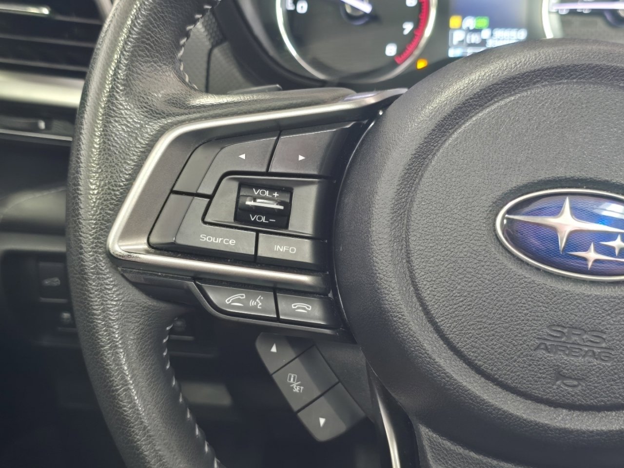 Used 2023 Subaru Forester Touring AWD/4WD image 34