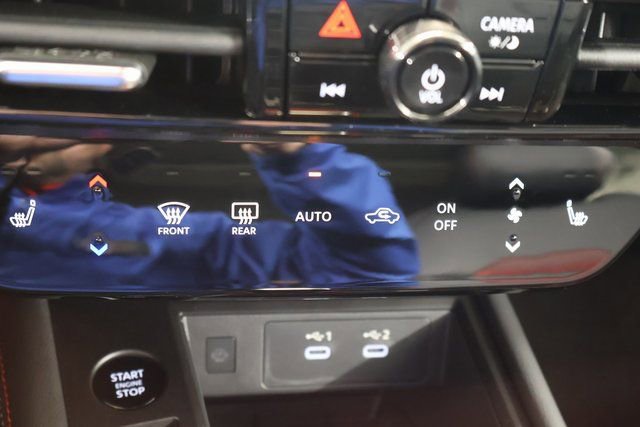 New 2026 Nissan Kicks SR w/ SR Premium Package AWD/4WD image 18