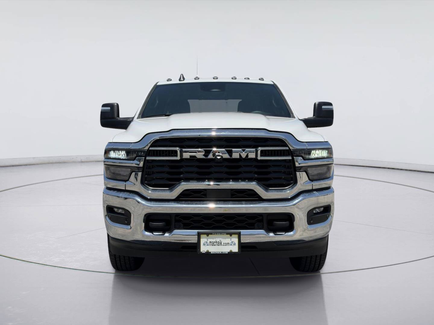 Used 2025 RAM 2500 Tradesman AWD/4WD image 2