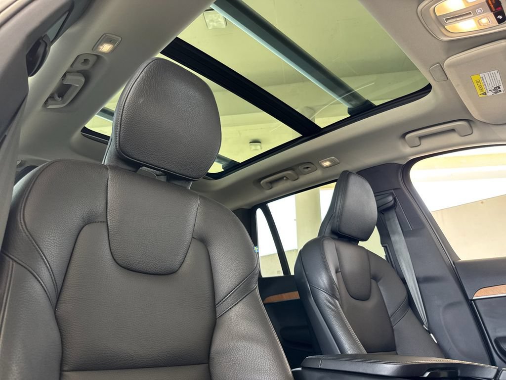 Certified 2024 Volvo XC90 T8 Plus AWD/4WD image 17
