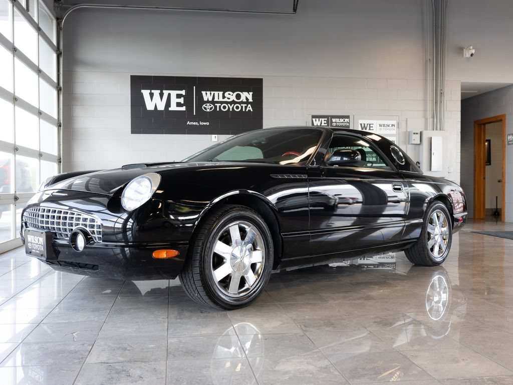 Used 2002 Ford Thunderbird RWD image 2
