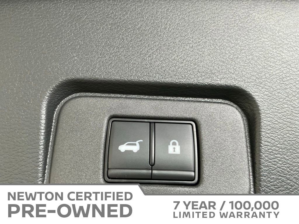 Used 2023 Nissan Rogue Platinum w/ Platinum Premium Package AWD/4WD image 25