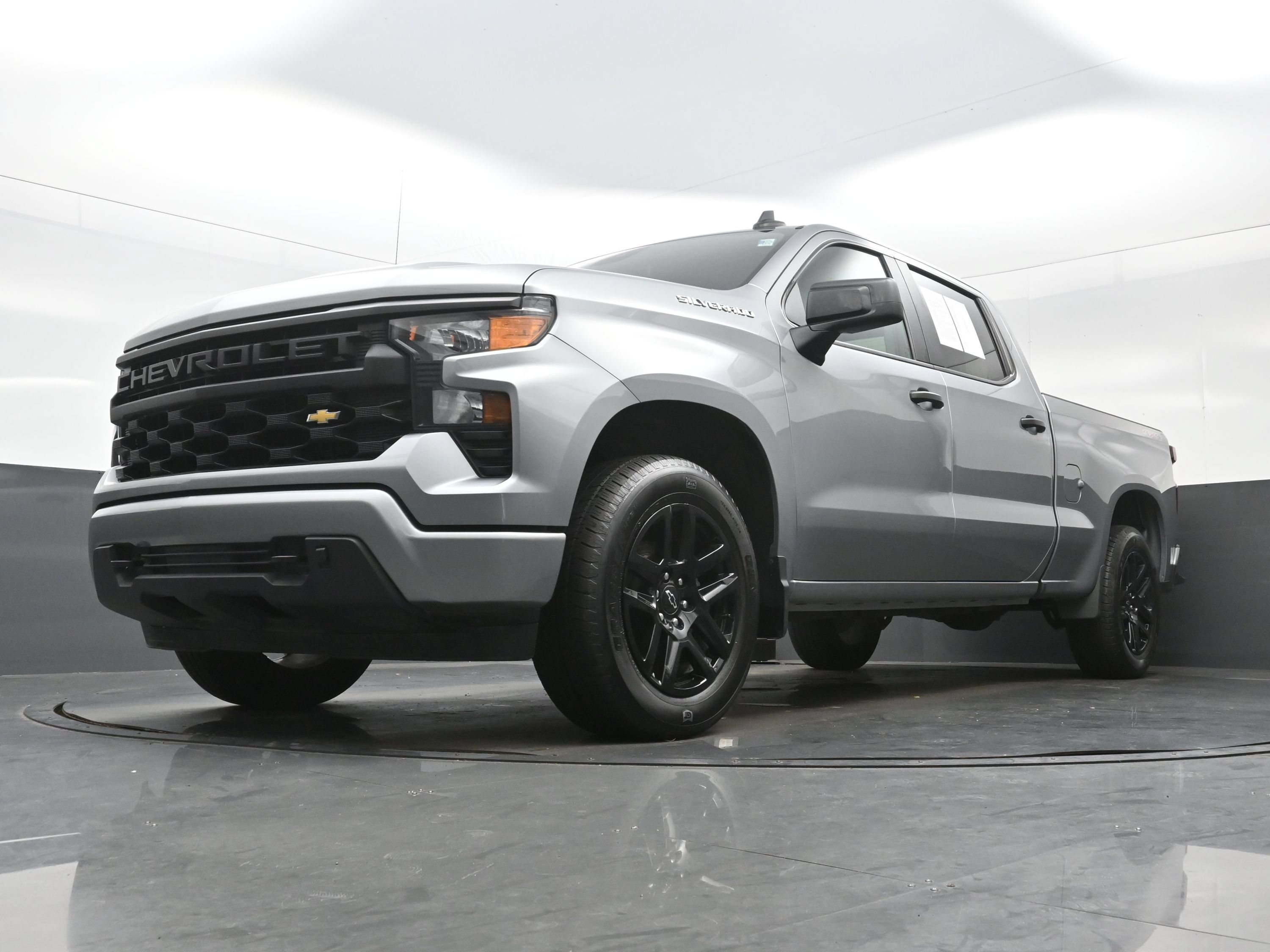 Used 2024 Chevrolet Silverado 1500 Custom AWD/4WD image 25