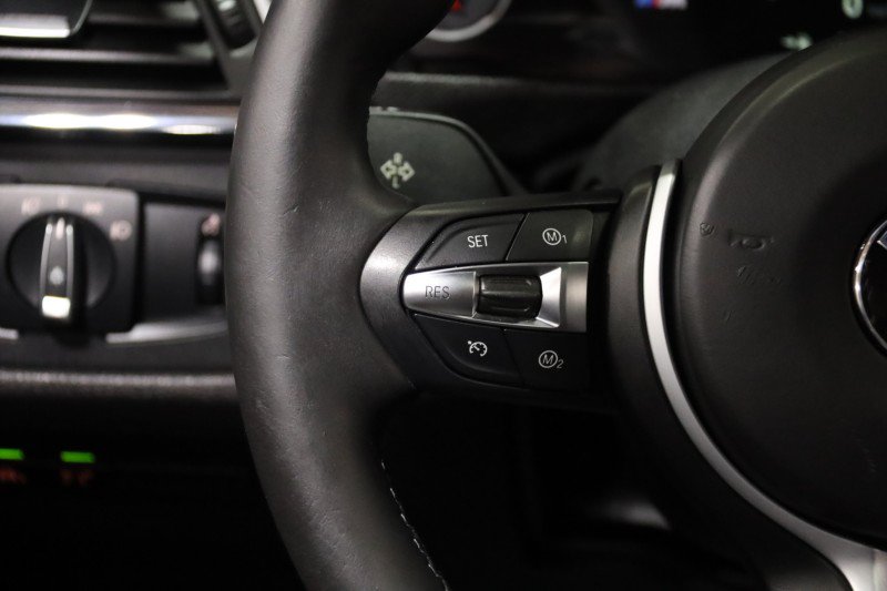 Used 2019 BMW M4 Coupe w/ Executive Package RWD image 45