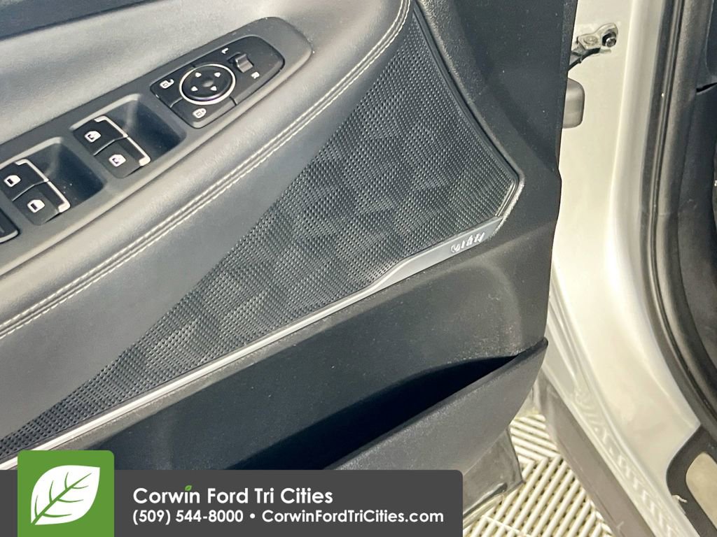 Used 2020 Hyundai Santa Fe Limited w/ Cargo Package AWD/4WD image 13