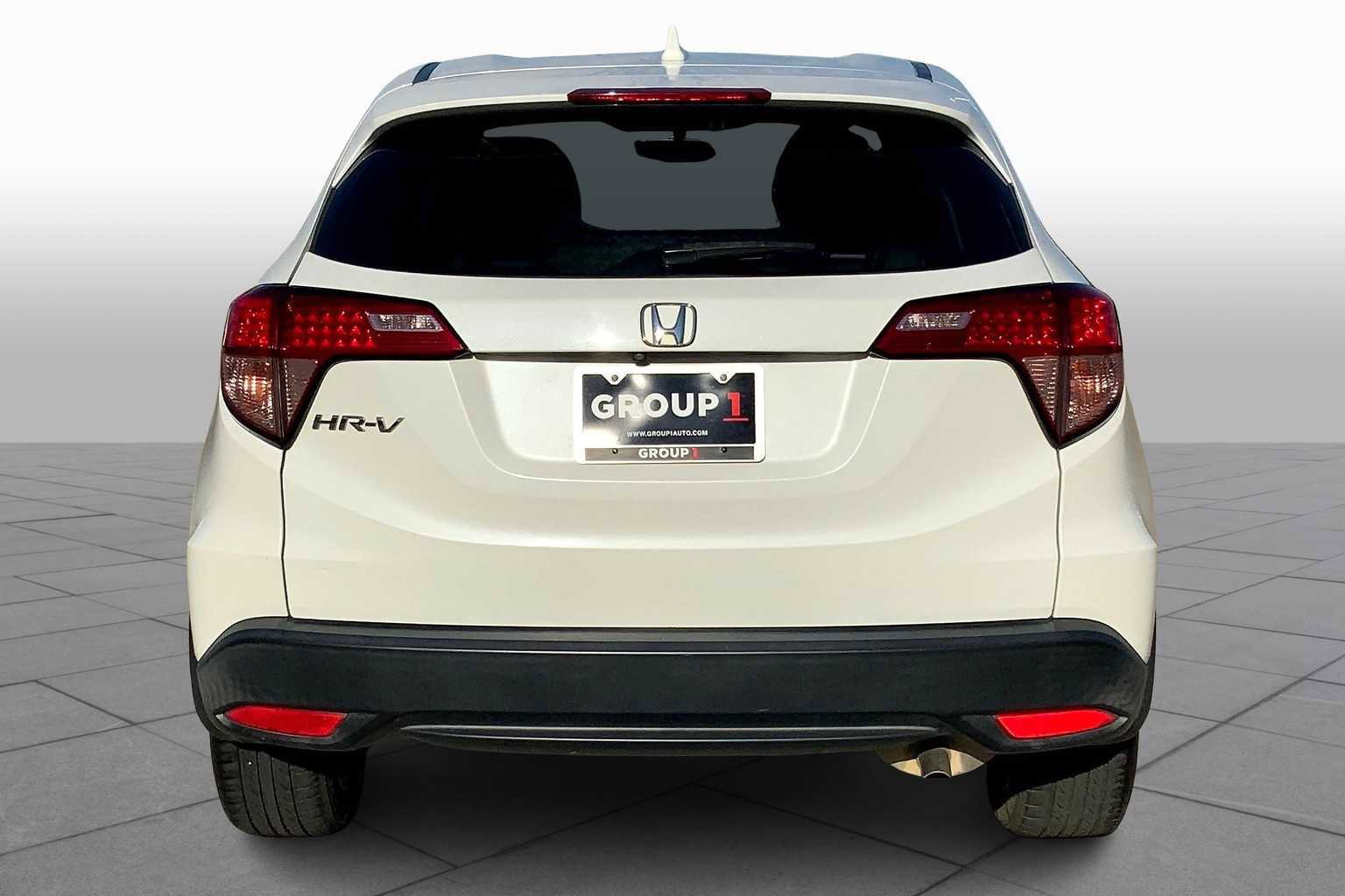 Used 2018 Honda HR-V LX image 4