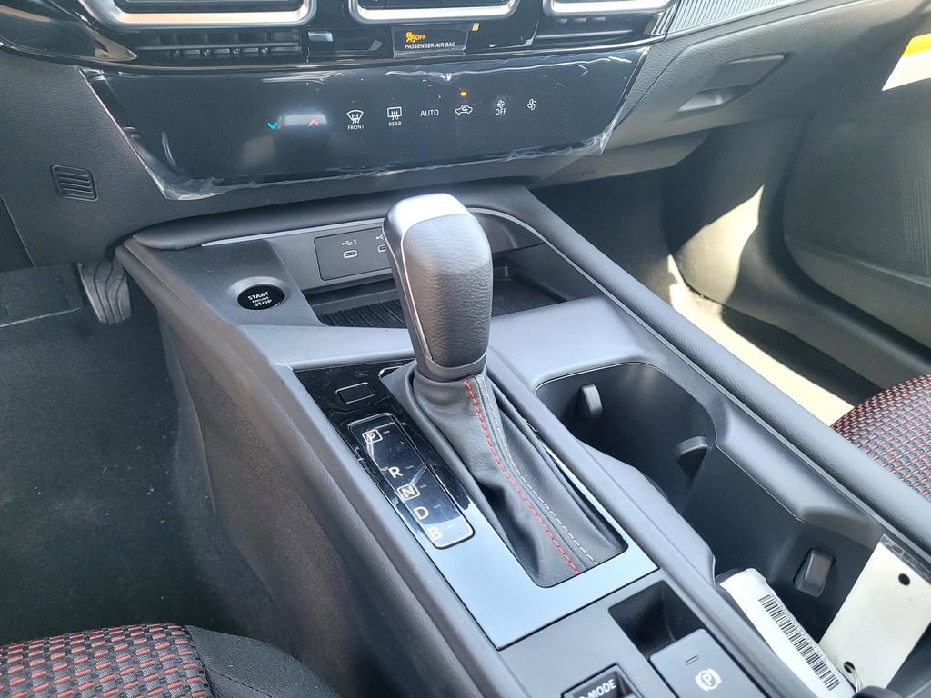 New 2026 Nissan Sentra SR FWD image 13
