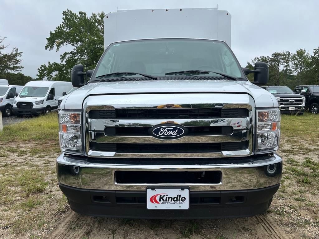 New 2026 Ford E-350 and Econoline 350 Super Duty w/ Power Equipment Group image 2