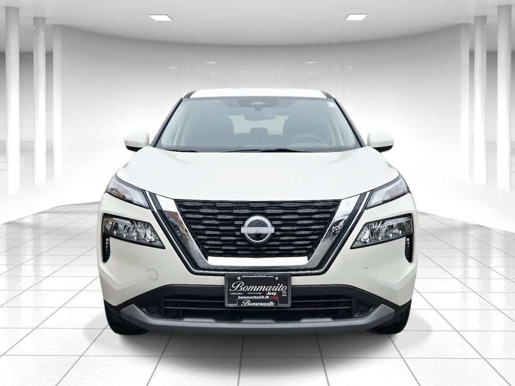 Used 2023 Nissan Rogue SV AWD/4WD image 8