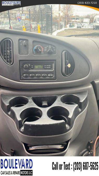 Used 2006 Ford E-350 and Econoline 350 Super Duty image 22