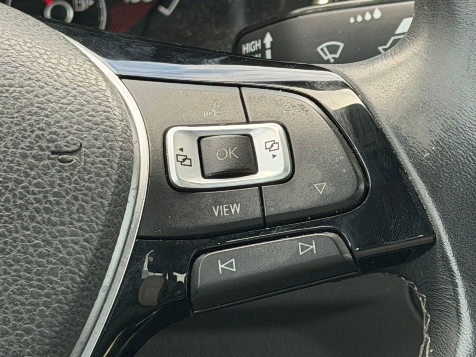 Used 2021 Volkswagen Jetta R-Line w/ R-Line Cold Weather Package image 22