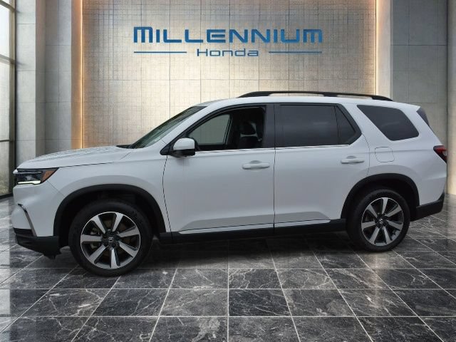 Certified 2023 Honda Pilot Elite image 10