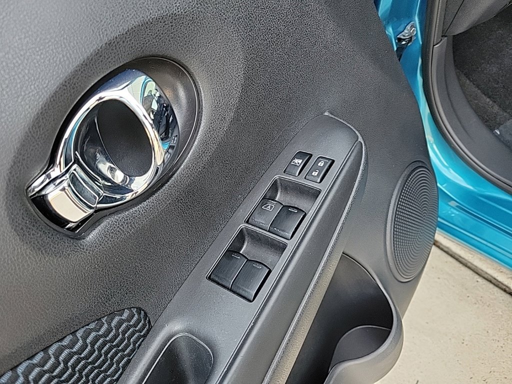 Used 2014 Nissan Versa Note SV FWD image 17