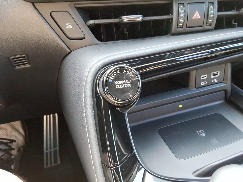 Used 2024 Lexus NX 350 F Sport AWD/4WD image 36