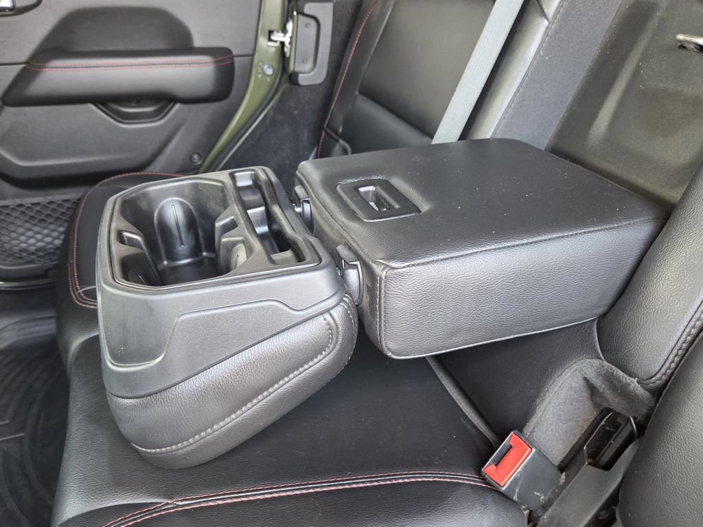 Used 2020 Jeep Wrangler Unlimited Rubicon AWD/4WD image 39
