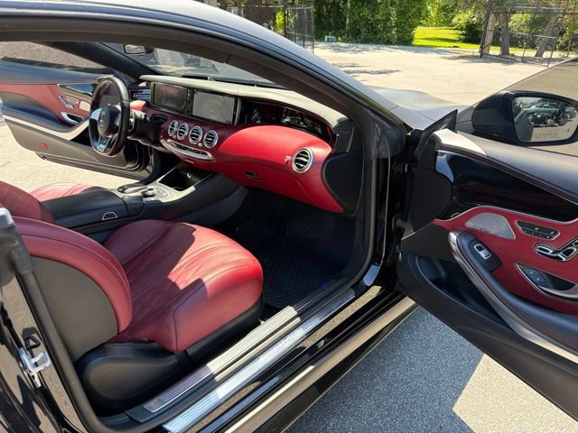 Used 2016 Mercedes-Benz S 63 AMG 4MATIC Coupe image 26
