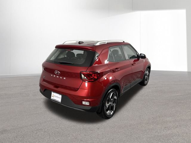 New 2026 Hyundai Venue SEL FWD image 33