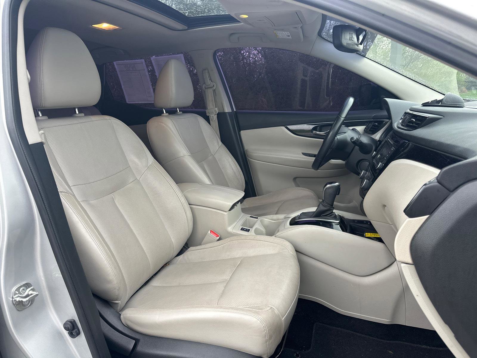 Used 2019 Nissan Rogue Sport SL w/ Premium Package image 20