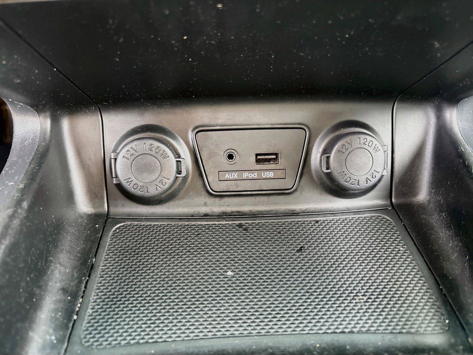 Used 2010 Hyundai Tucson GLS w/ Popular Equipment Pkg 2 AWD/4WD image 31