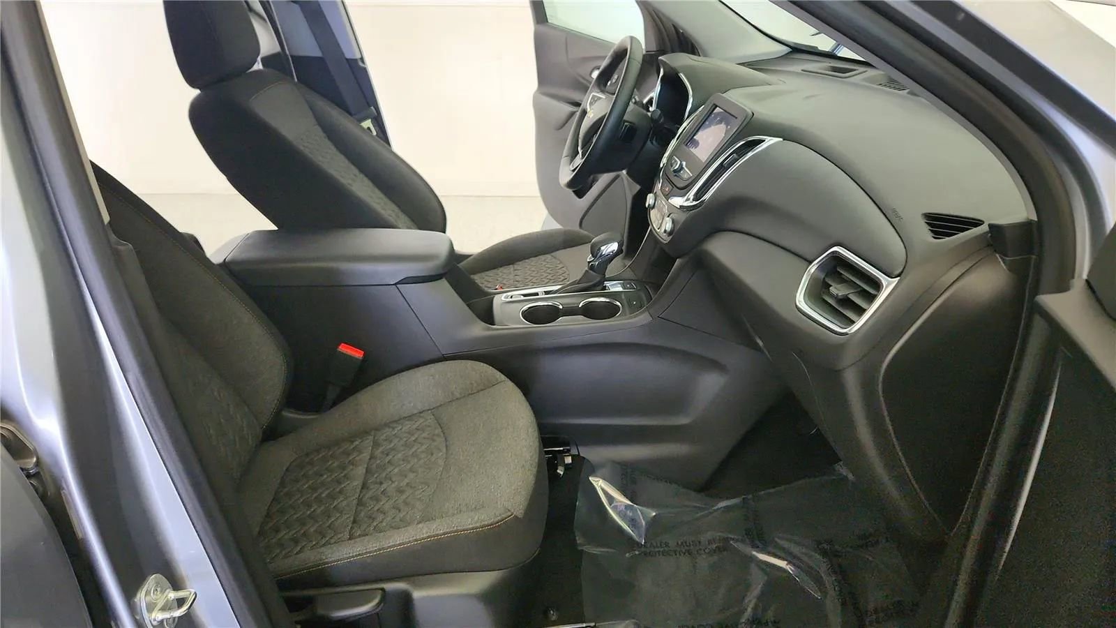 Used 2024 Chevrolet Equinox LT w/ LPO, Floor Liner Package image 36