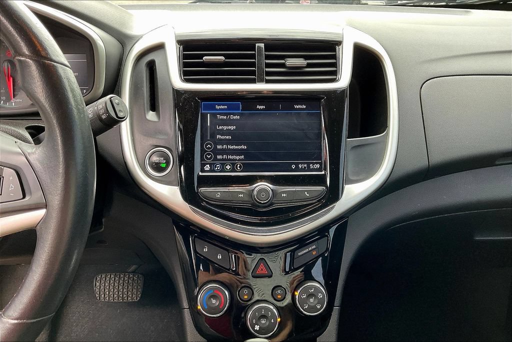 Used 2018 Chevrolet Sonic LT w/ Convenience Package FWD image 21
