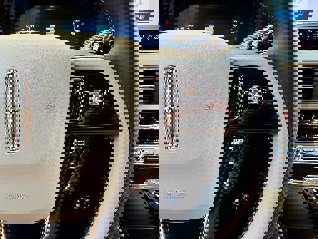 New 2026 Lincoln Corsair Premiere image 28