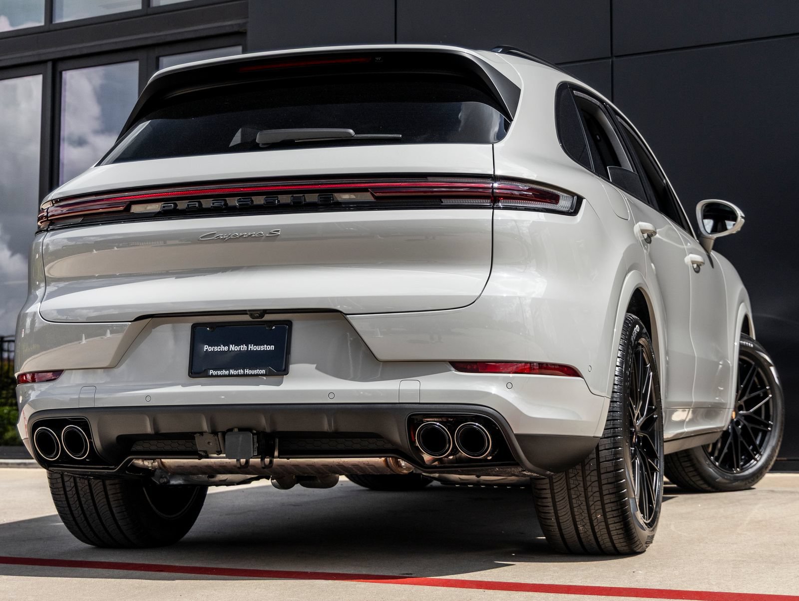 New 2026 Porsche Cayenne S AWD/4WD image 11