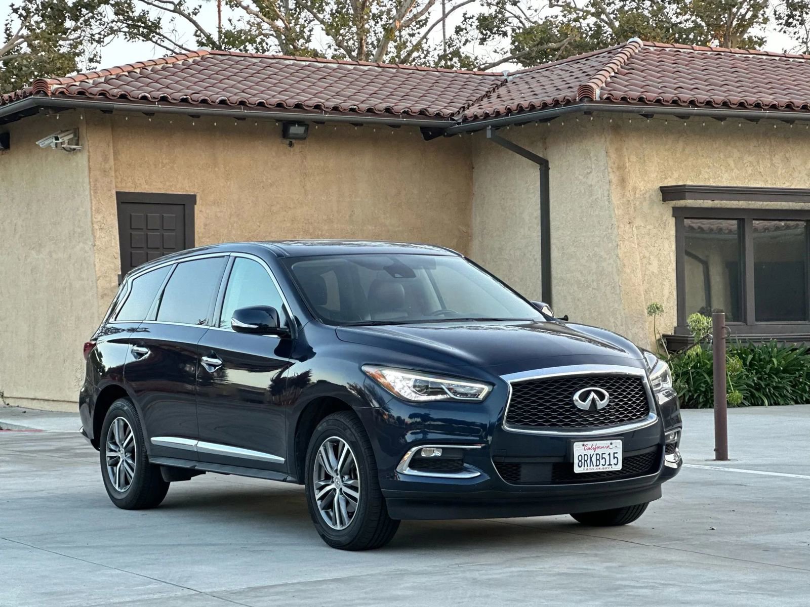 Used 2020 INFINITI QX60 Pure image 1