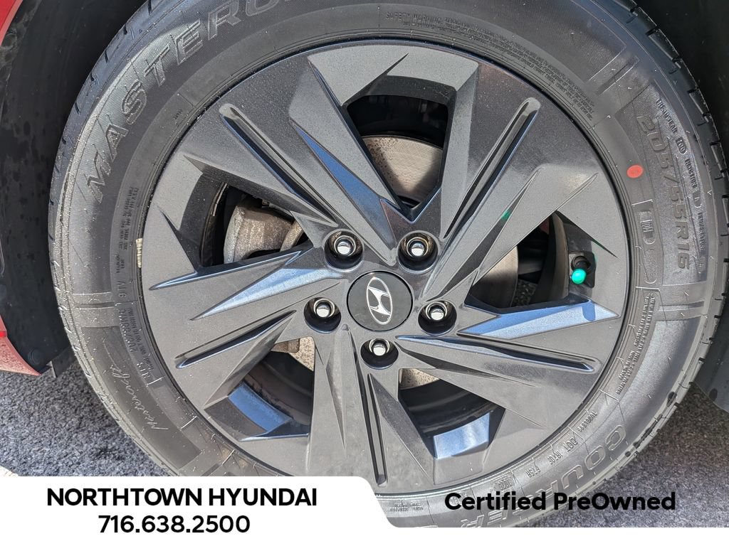 Used 2023 Hyundai Elantra SEL FWD image 34