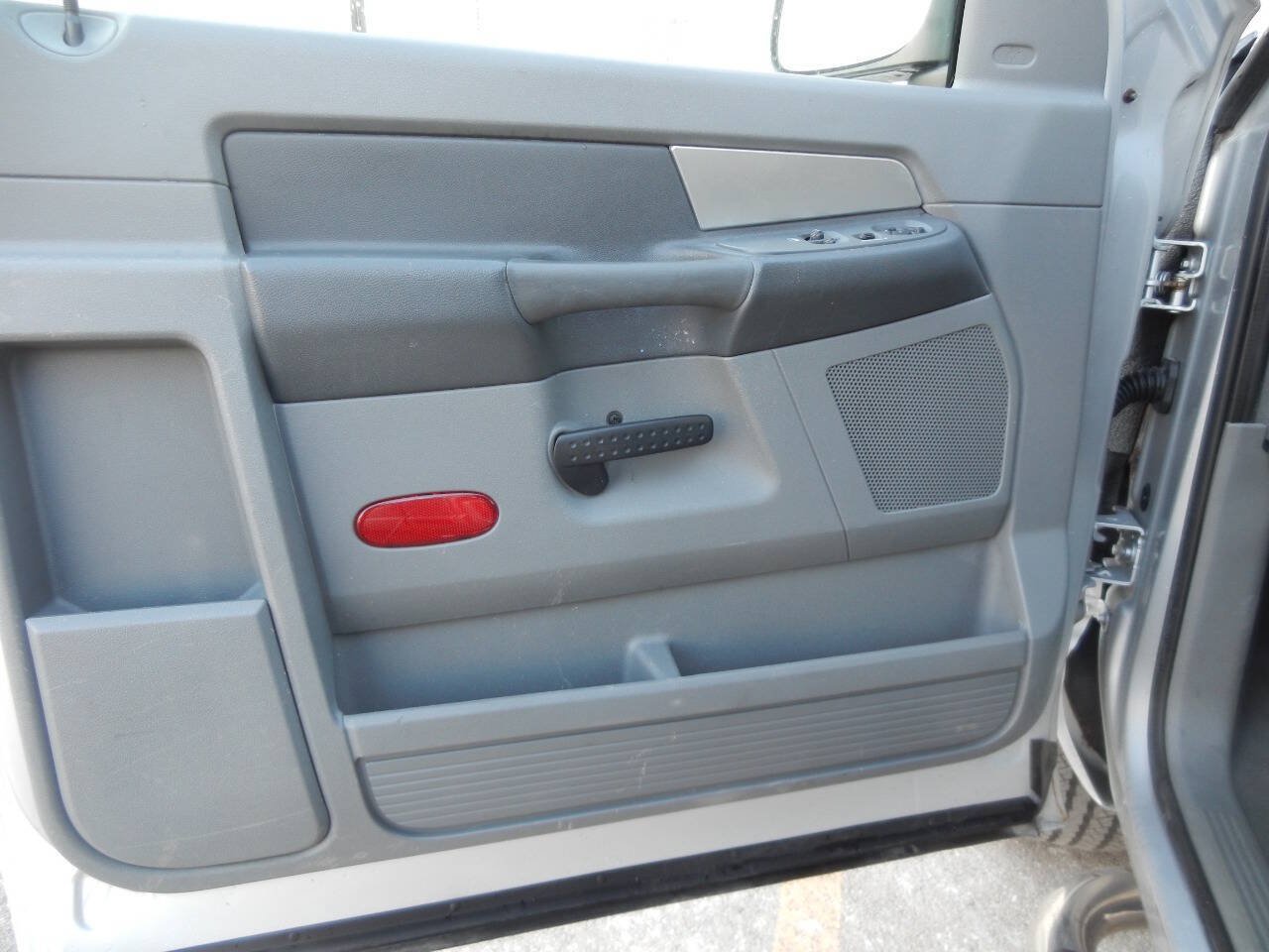 Used 2008 Dodge Ram 1500 Truck SLT w/ Trailer Tow Group RWD image 23