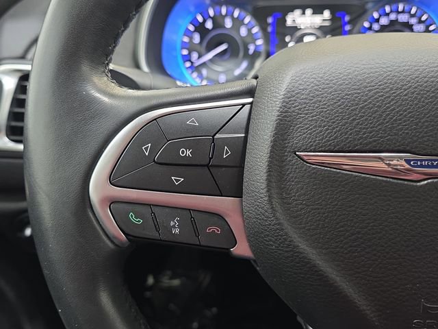 Used 2016 Chrysler 200 Limited w/ Convenience Group image 16