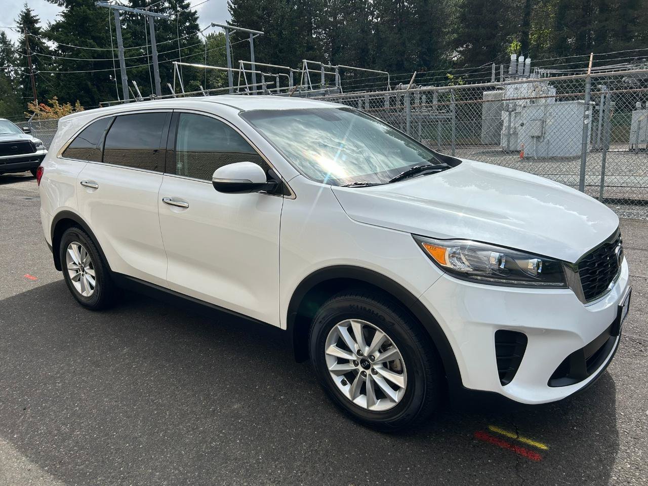 Used 2019 Kia Sorento FWD image 3