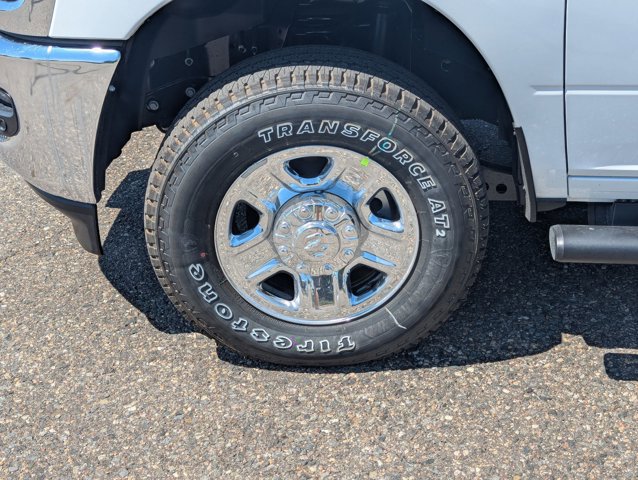 New 2026 RAM 2500 Tradesman AWD/4WD image 9
