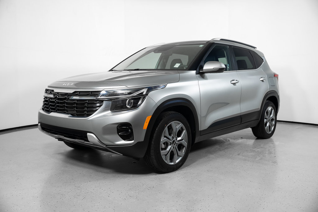 Used 2024 Kia Seltos S AWD/4WD image 14