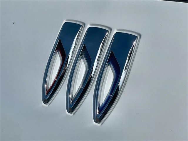 New 2025 Buick Envista Sport Touring image 29