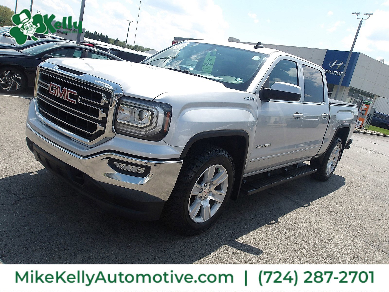 Used 2018 GMC Sierra 1500 SLE w/ SLE Value Package AWD/4WD image 3