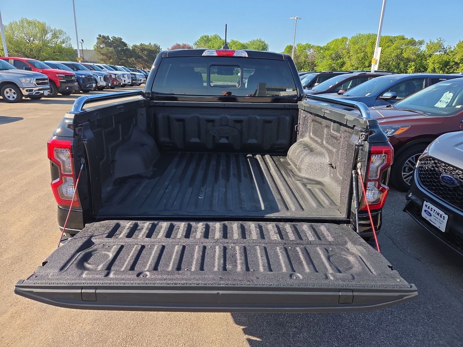 Used 2025 Ford Ranger Lariat w/ Chrome Accent Package AWD/4WD image 5