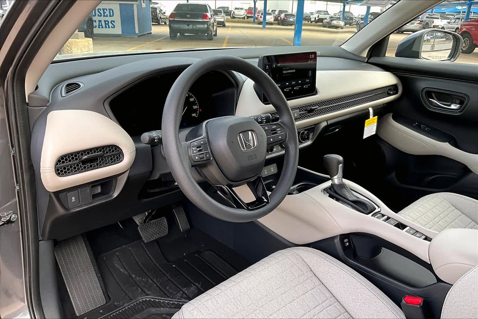New 2026 Honda HR-V LX image 8