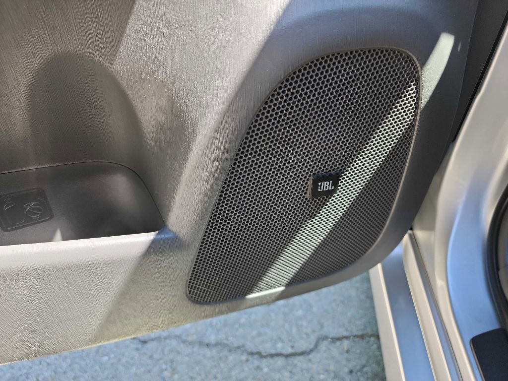 Used 2011 Toyota Prius Three image 16