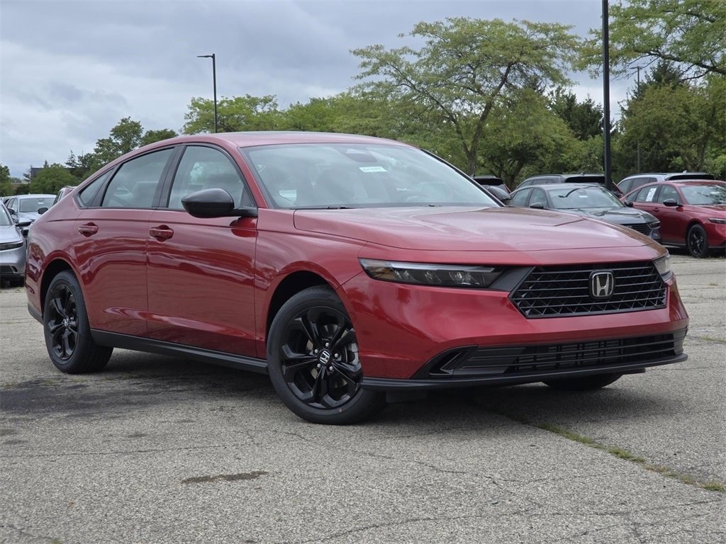 New 2025 Honda Accord SE image 2