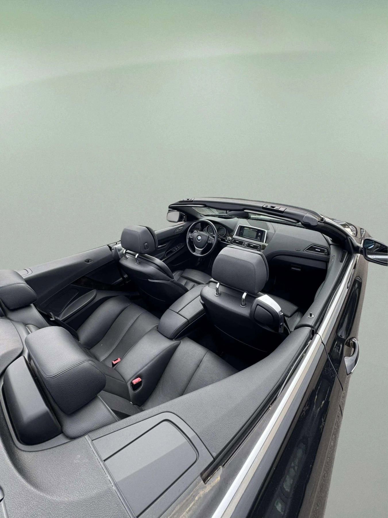 Used 2015 BMW 640i Convertible w/ Executive Package image 17