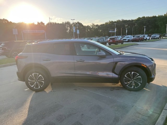 New 2025 Chevrolet Blazer EV LT image 10