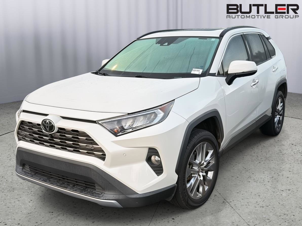 Certified 2020 Toyota RAV4 Limited FWD image 2