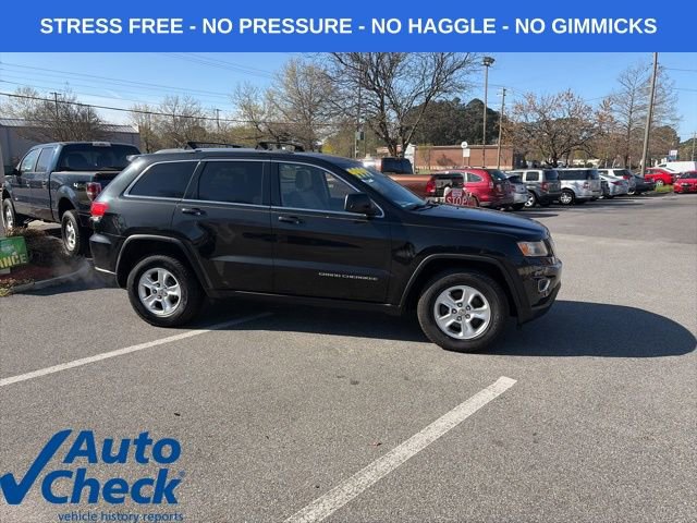 Used 2014 Jeep Grand Cherokee Laredo w/ Quick Order Package 23E AWD/4WD image 31