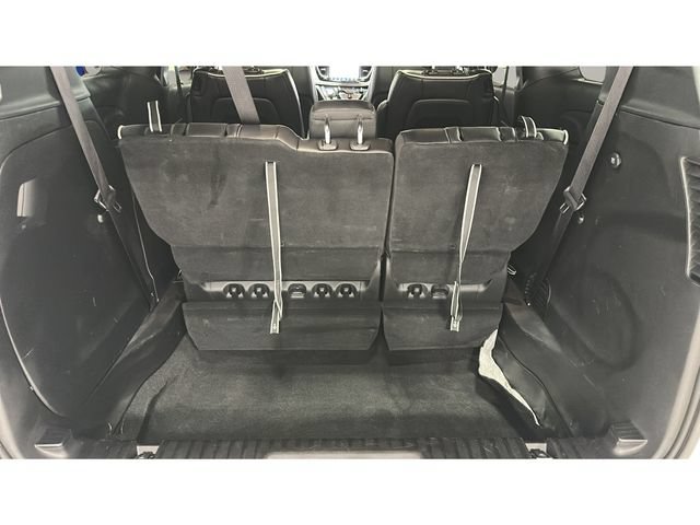 Used 2025 Chrysler Pacifica Limited FWD image 29