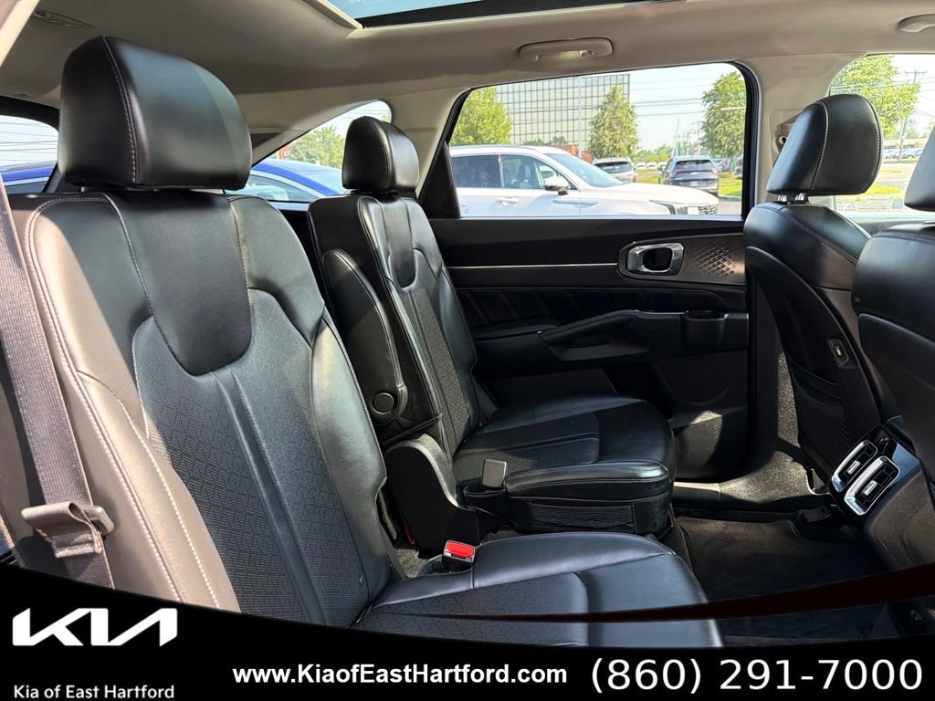 Certified 2023 Kia Sorento SX AWD/4WD image 13