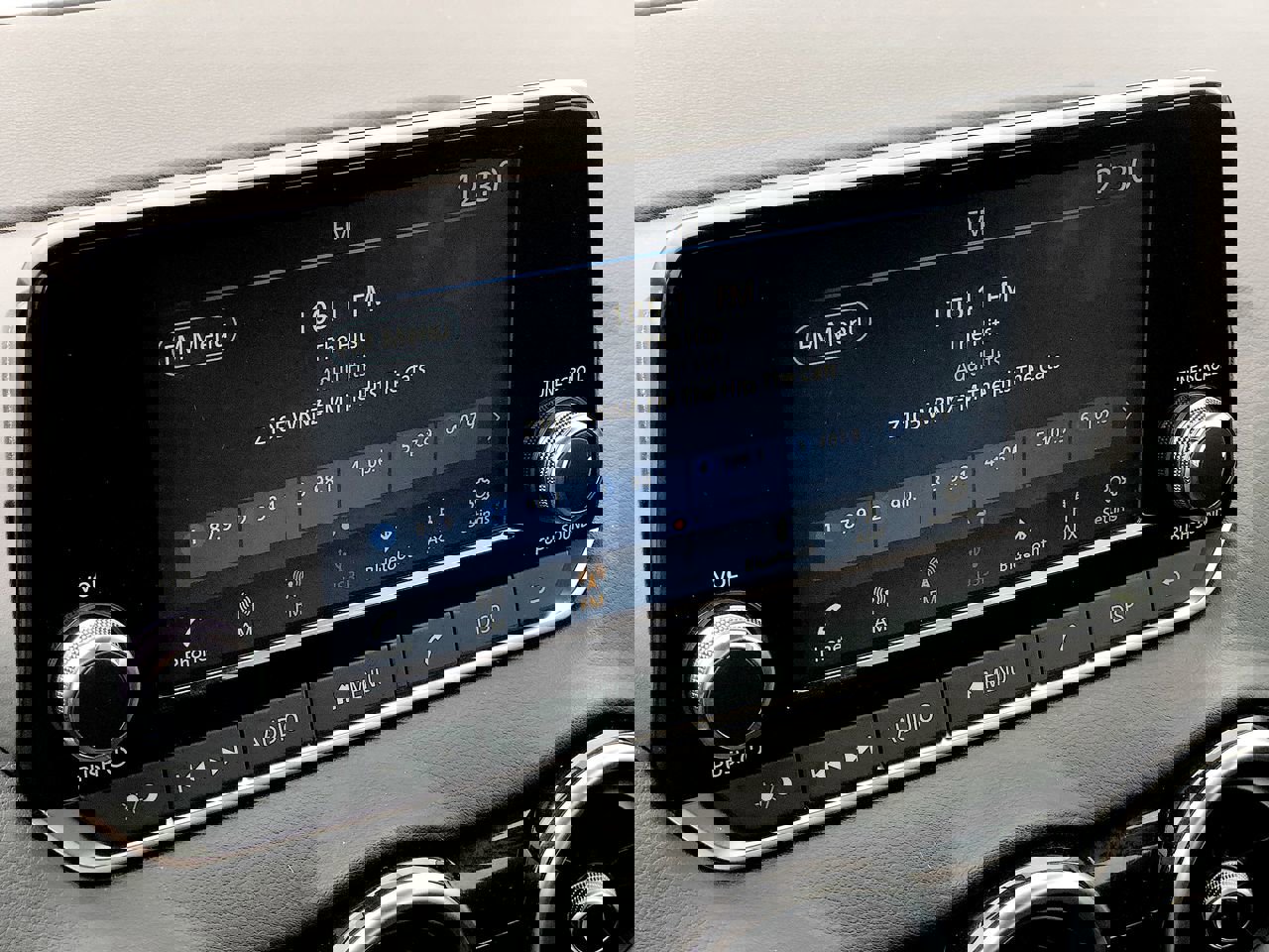 Used 2024 Nissan Sentra S image 18