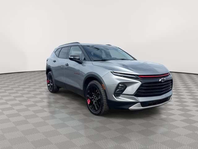 Certified 2024 Chevrolet Blazer LT w/ Sound & Technology Package FWD image 2