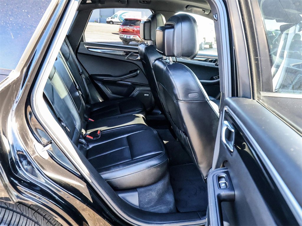 Used 2018 Porsche Macan Base image 21